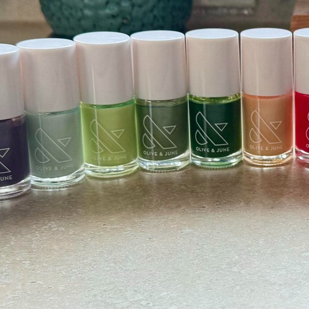 OLIVE & JUNE - Lot of Polishes